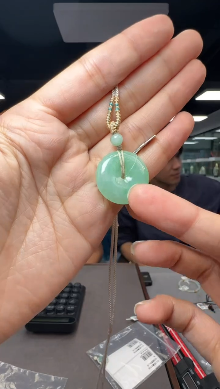 【闪购商品】翡翠吊坠(不含链)未镶嵌天然A货翡翠平安扣