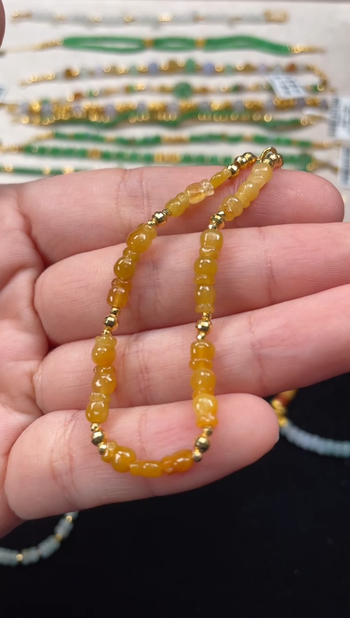 18K金镶嵌手链翡翠一条   P246