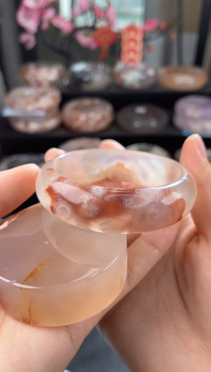 【闪购商品】石英质玉手镯未镶嵌57