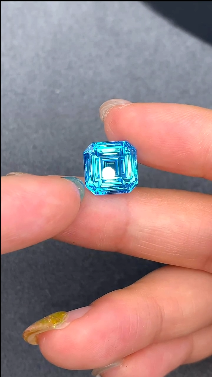 【闪购商品】托帕石裸石未镶嵌8克拉