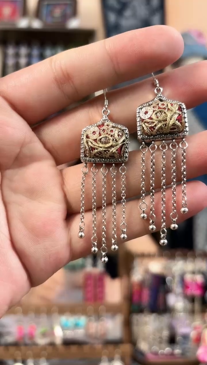 织绣民族风非遗老绣饰品533