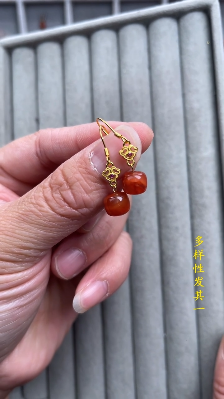 【闪购商品】南红玛瑙珠宝奇石银S925镶嵌(多样性发其一)8+