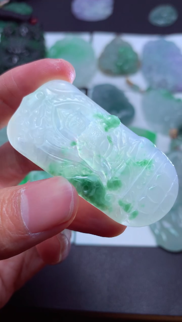 【闪购商品】翡翠颈饰未镶嵌天然翡翠