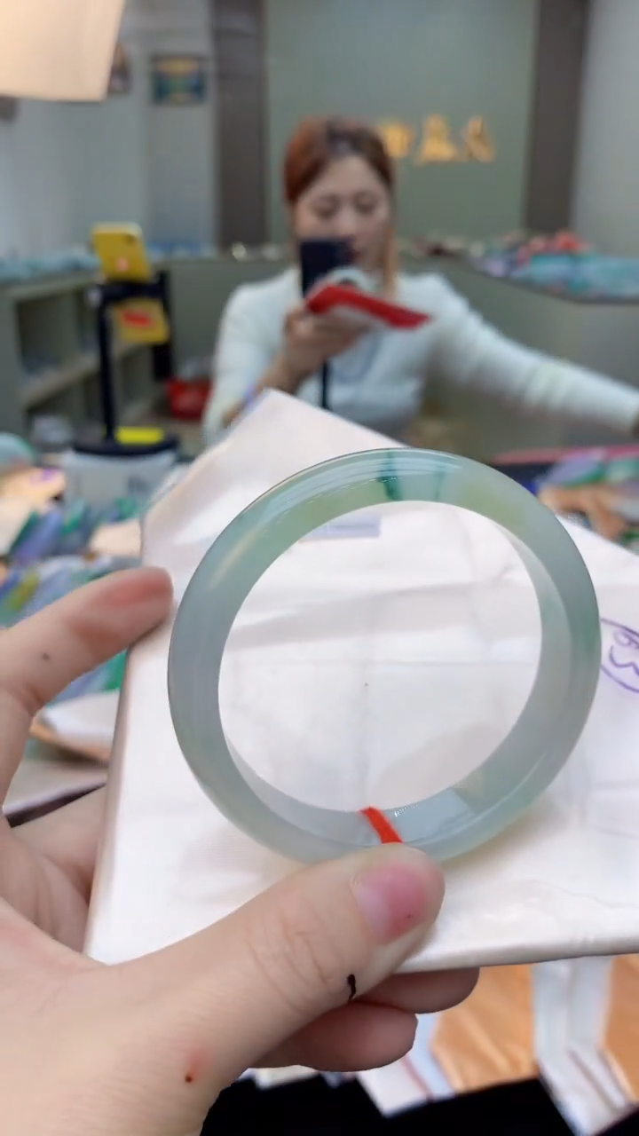 【闪购商品】翡翠手镯未镶嵌0179720634