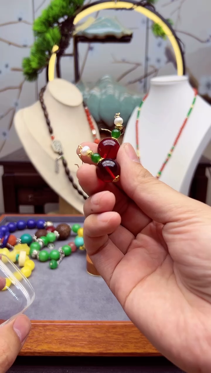 【闪购商品】血珀耳饰14K金镶嵌e232`````