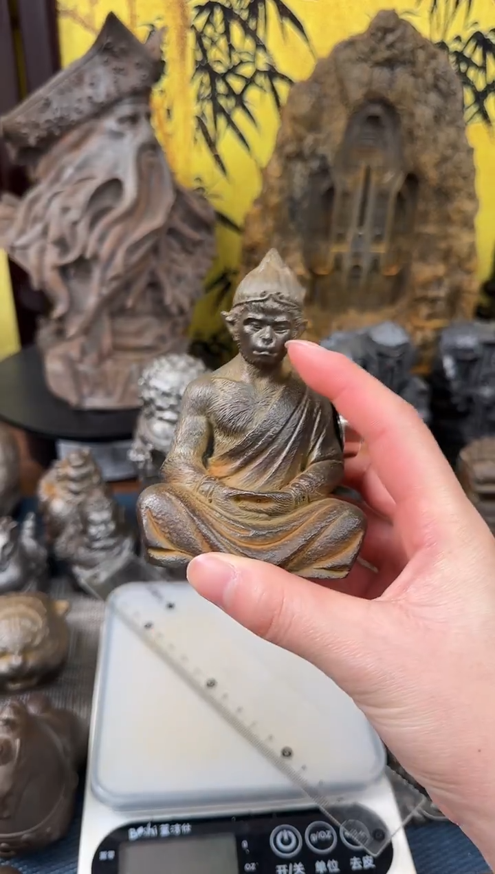 铁精致潮玩摆件小号悟空