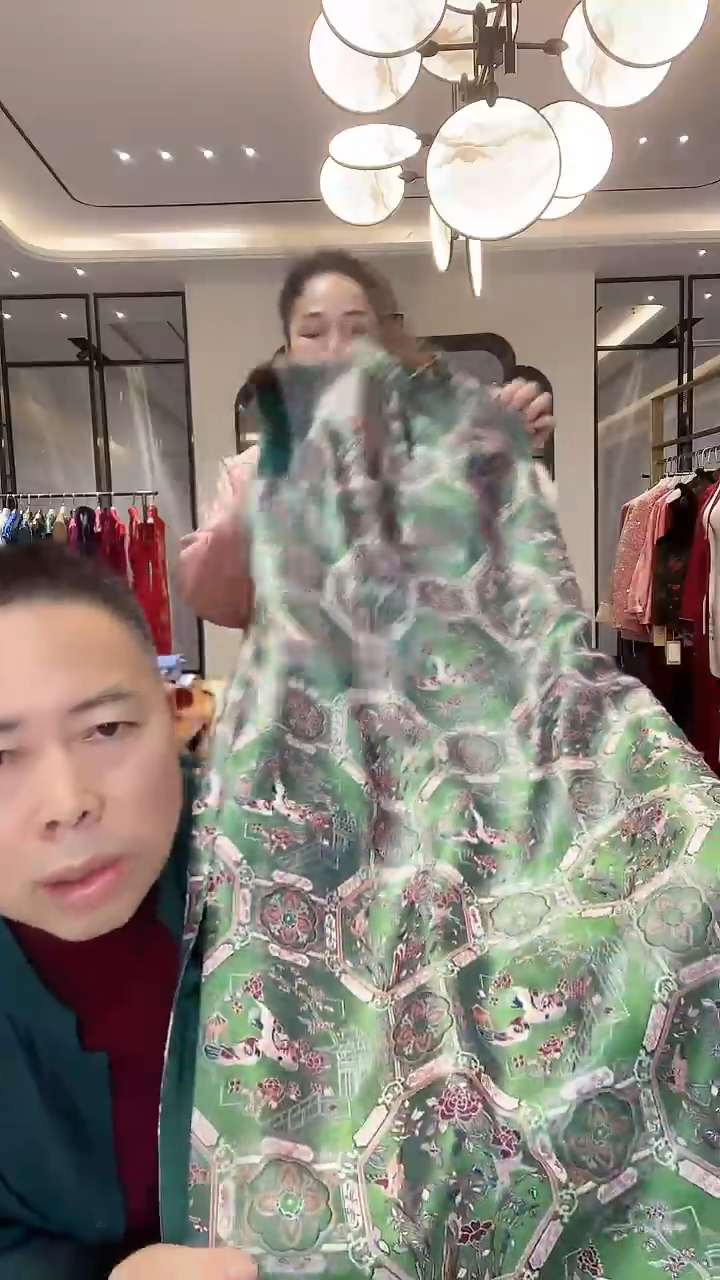 绿色高定旗袍xl码 499