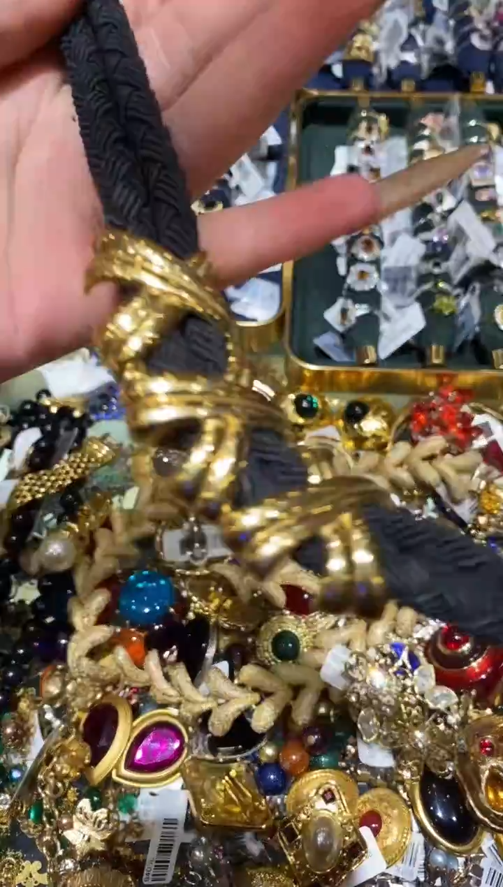 纯铜合金琉璃楚楚珠宝中古甄选不退换