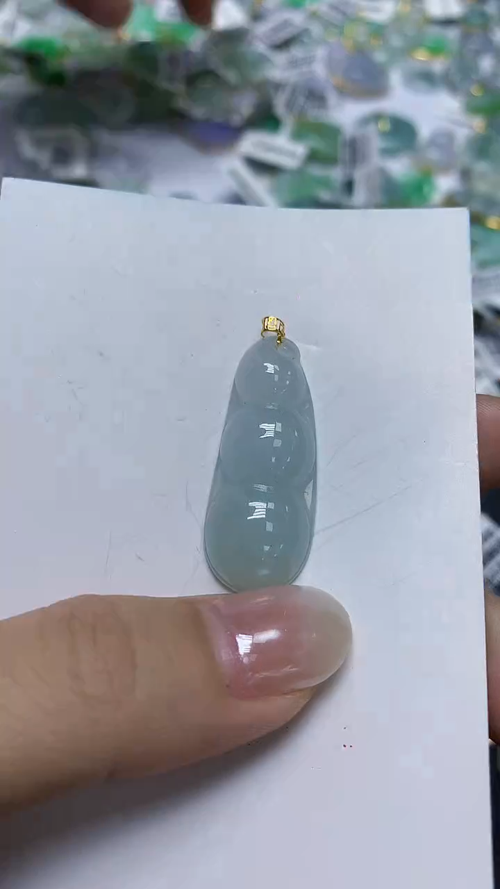 翡翠18K金镶嵌颈饰天然缅甸翡翠A货