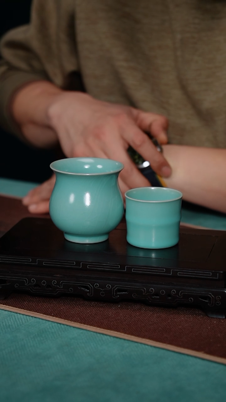 【闪购商品】199-10忆江南+佛肚杯（不完美）
