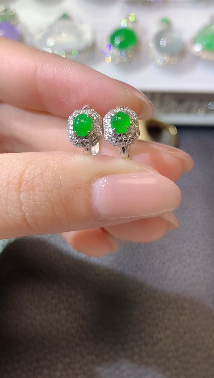 【闪购商品】翡翠耳饰18K金镶嵌A35多样性发一件