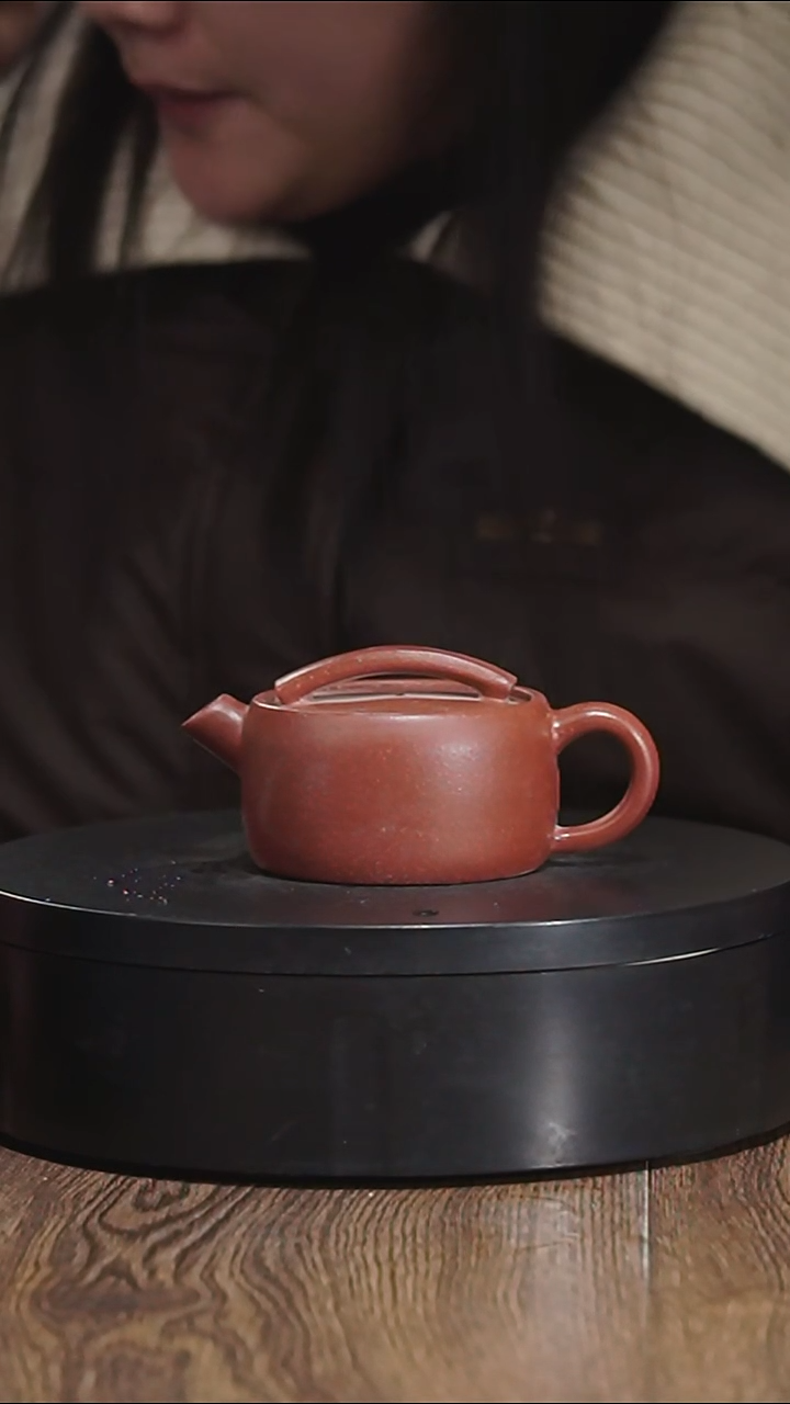 【闪购商品】宜兴原矿紫砂壶茶壶130C