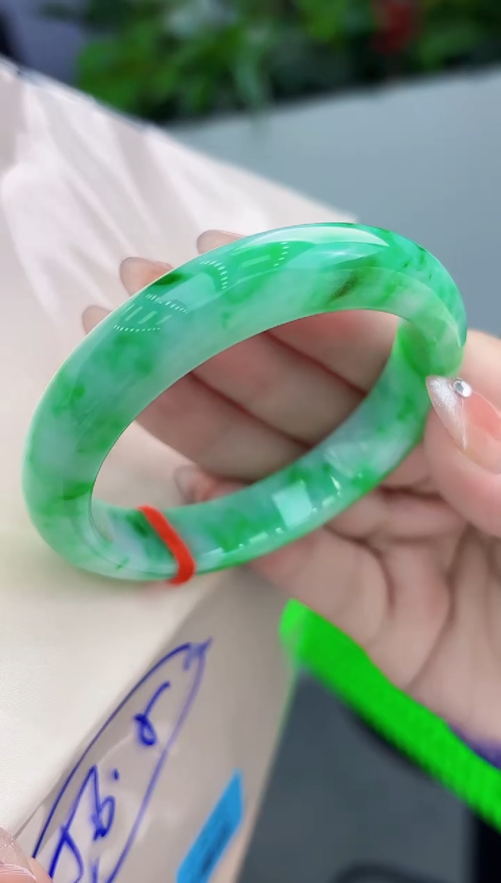 【闪购商品】翡翠手镯未镶嵌翡翠手镯