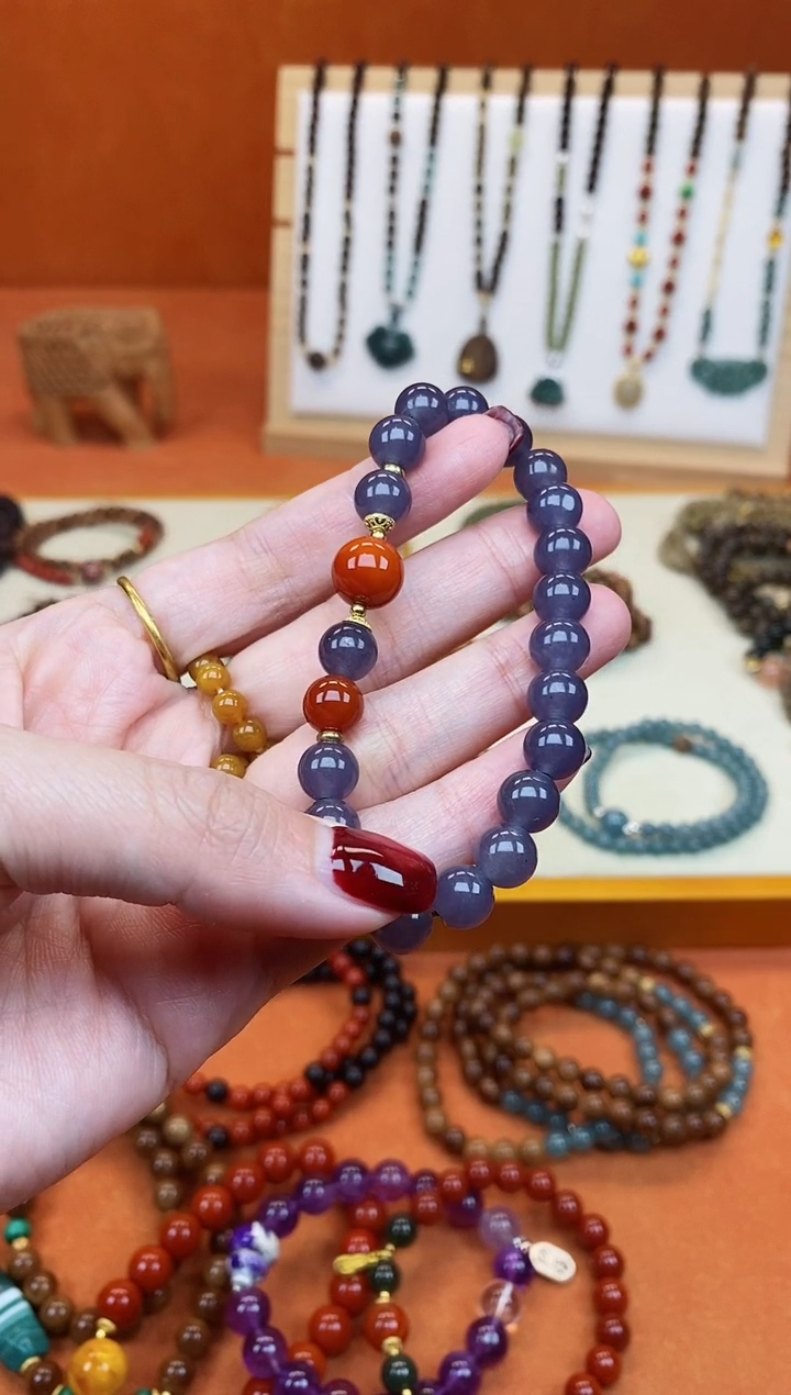 未镶嵌手链和田玉单圈烟紫和田南红手串