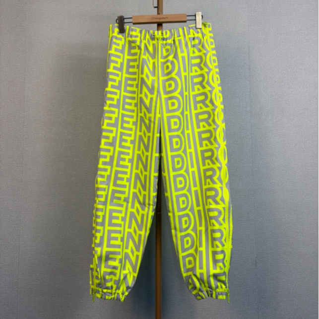 99新 FENDI/芬迪 满印字母侧边拉链束脚裤 M 15191390