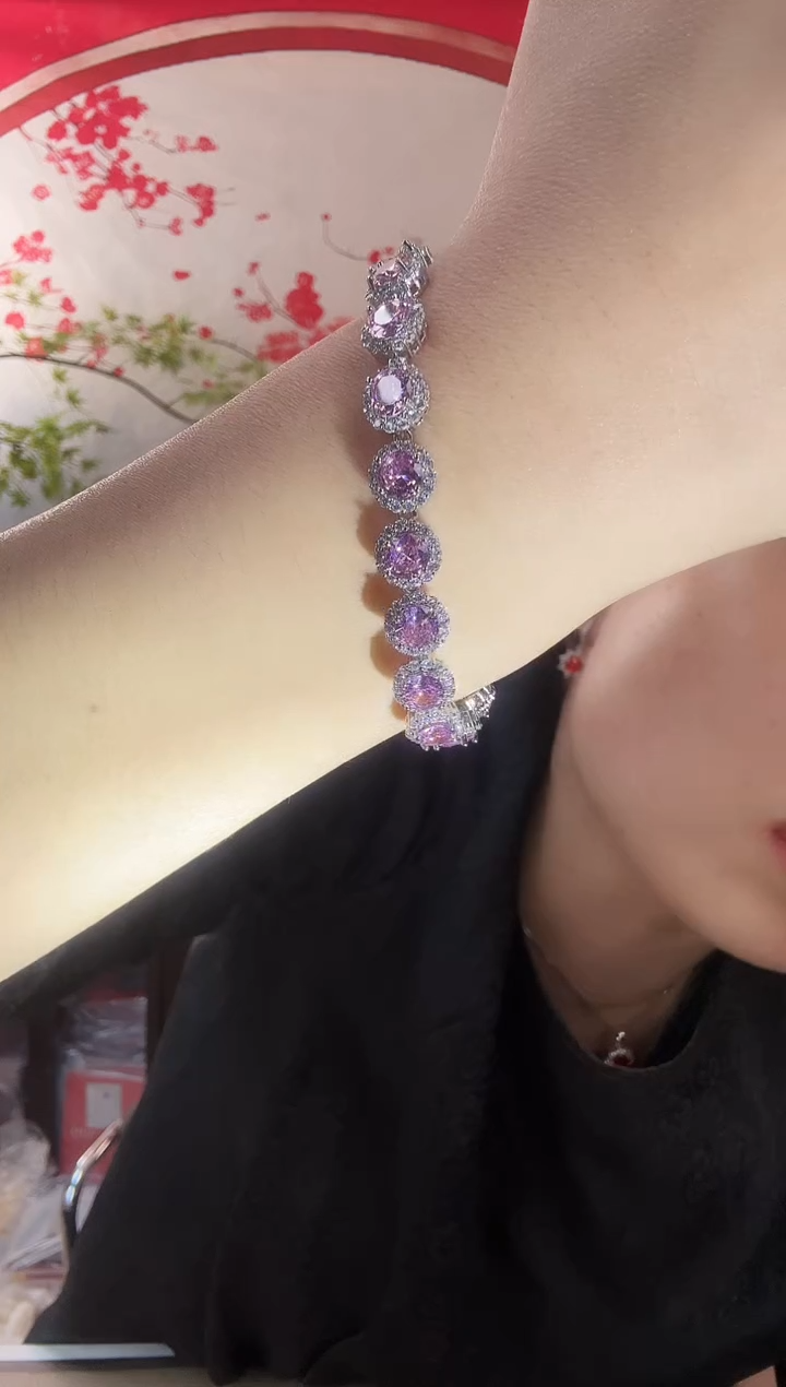 推荐款粉色蛋面手链