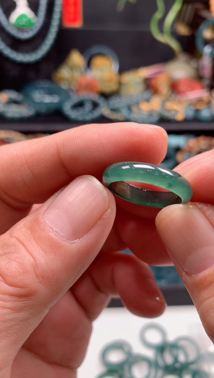 【闪购商品】翡翠颈饰未镶嵌0246435191