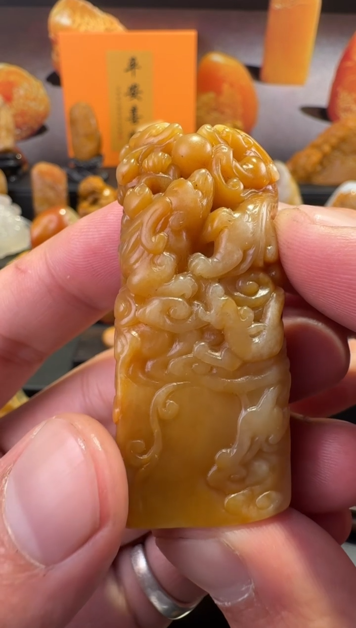 【闪购商品】田黄石半知田黄直播间