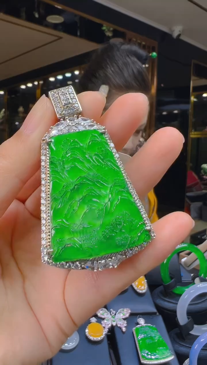 翡翠银S925镶嵌吊坠(赠链)058（多样性发其一）