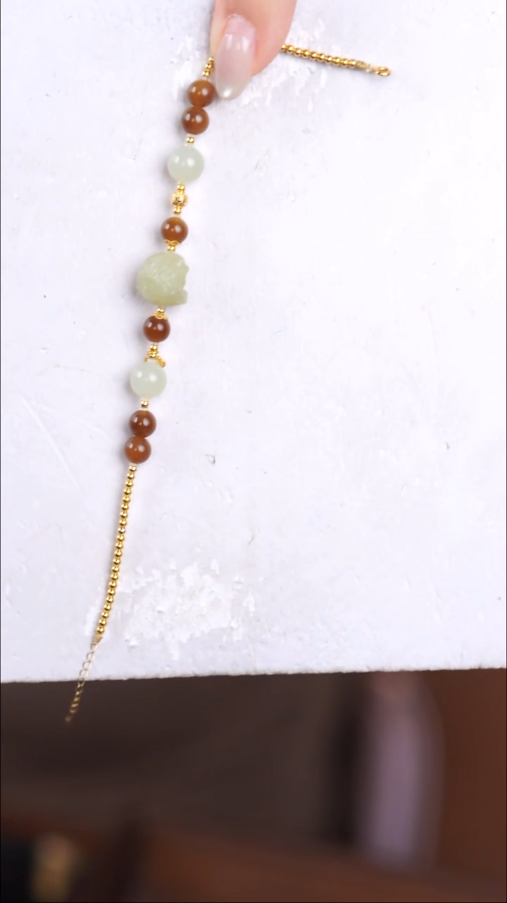 18K金镶嵌手链和田玉@