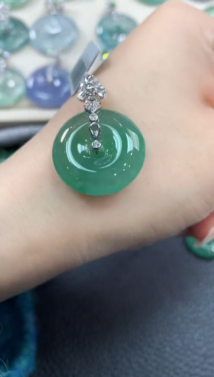 【闪购商品】翡翠颈饰18K金镶嵌C77   多样性一件发货