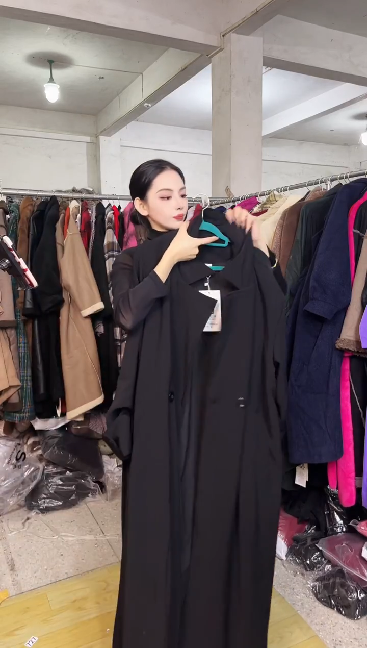 798闪购外套外披马甲打底裤子