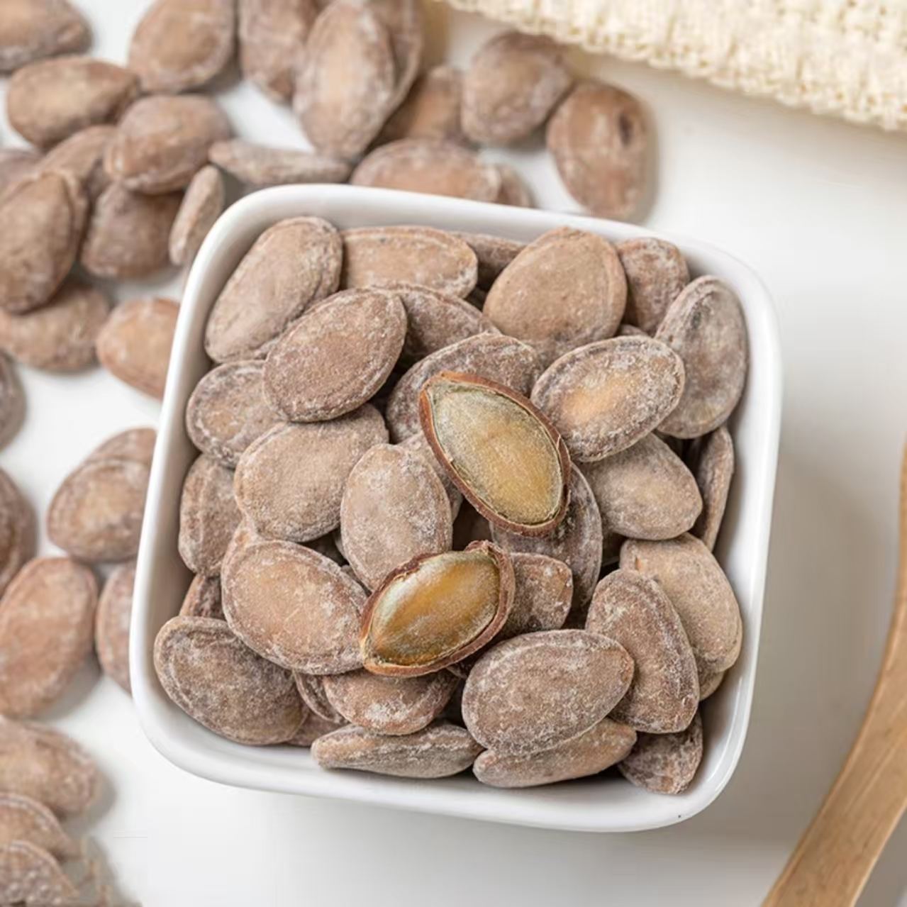 2025新货瓜蒌子特大颗粒奶香酥脆瓜子瓜蒌子零食