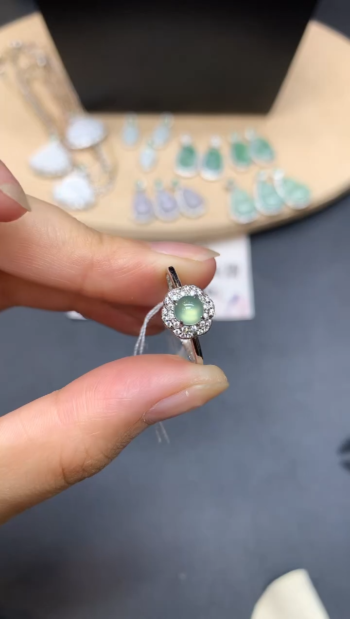 【闪购商品】翡翠戒指银S925镶嵌蛋面【无服务费】