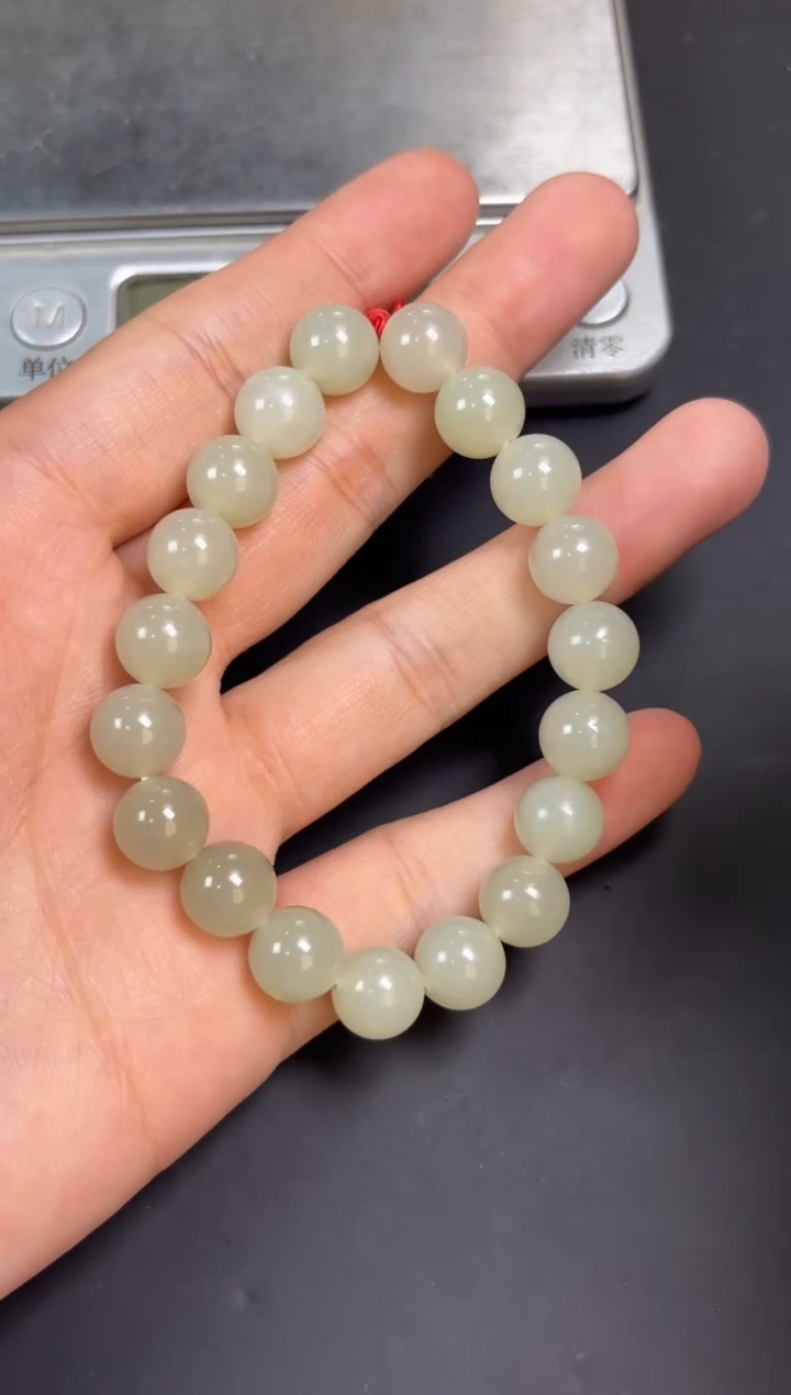 【闪购商品】和田玉手串未镶嵌且末微色差近矿卡10
