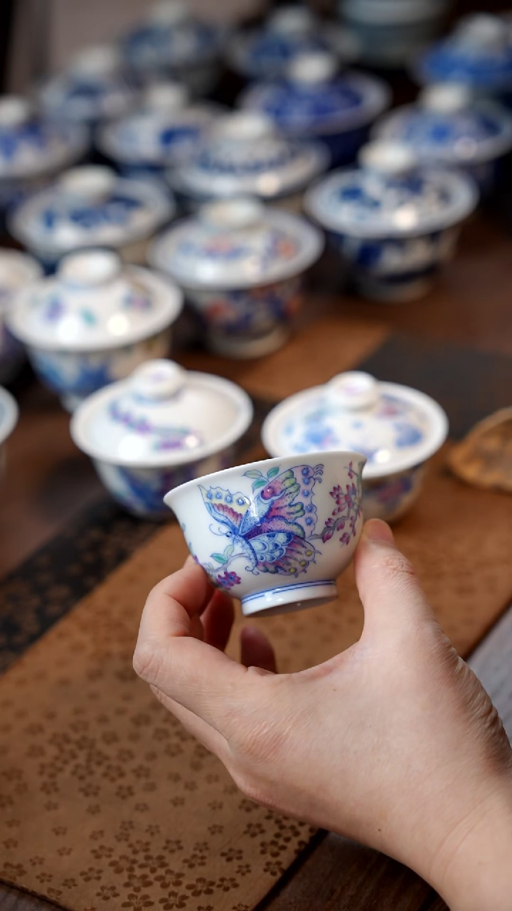 斗彩蝴蝶杯111111111