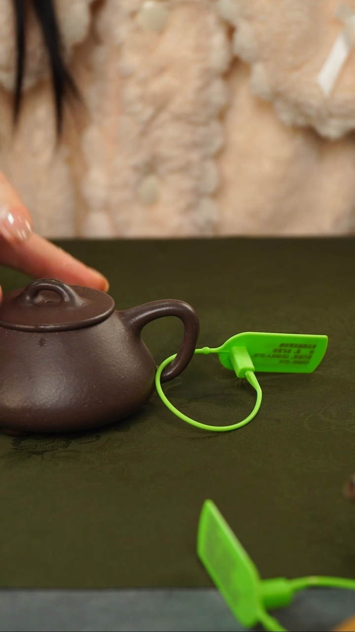 茶壶紫砂千禧紫泥平盖石瓢