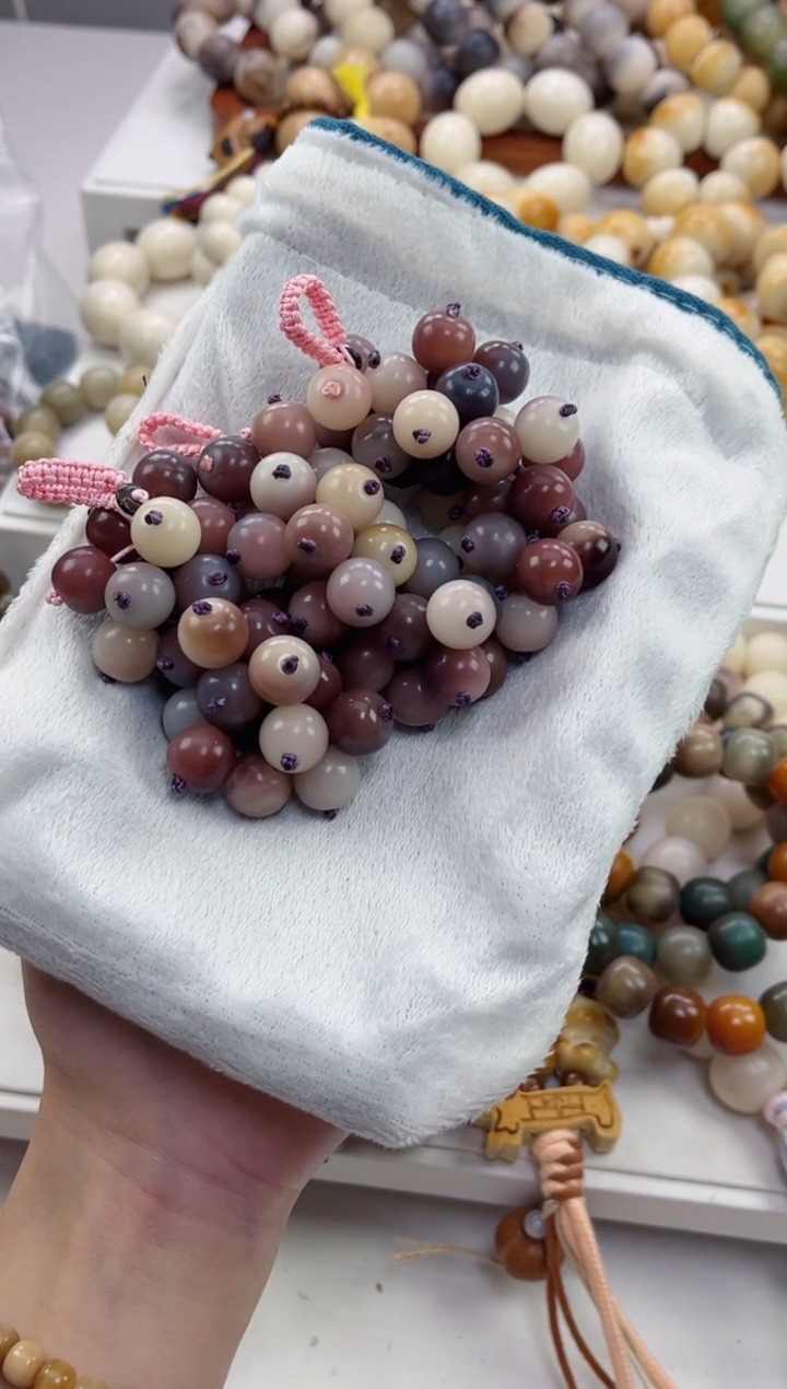 手串菩提根/象牙果紫美人玉化紫葡萄12mm挂件随机