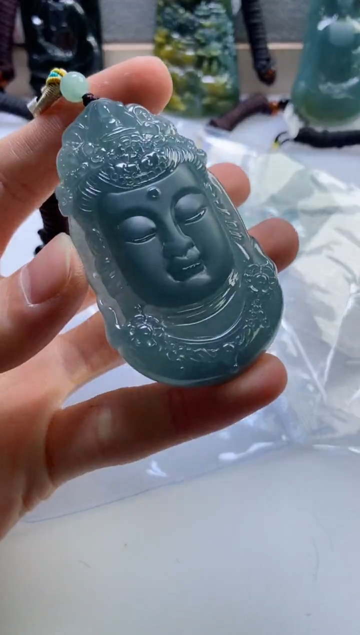 【闪购商品】翡翠挂件未镶嵌             