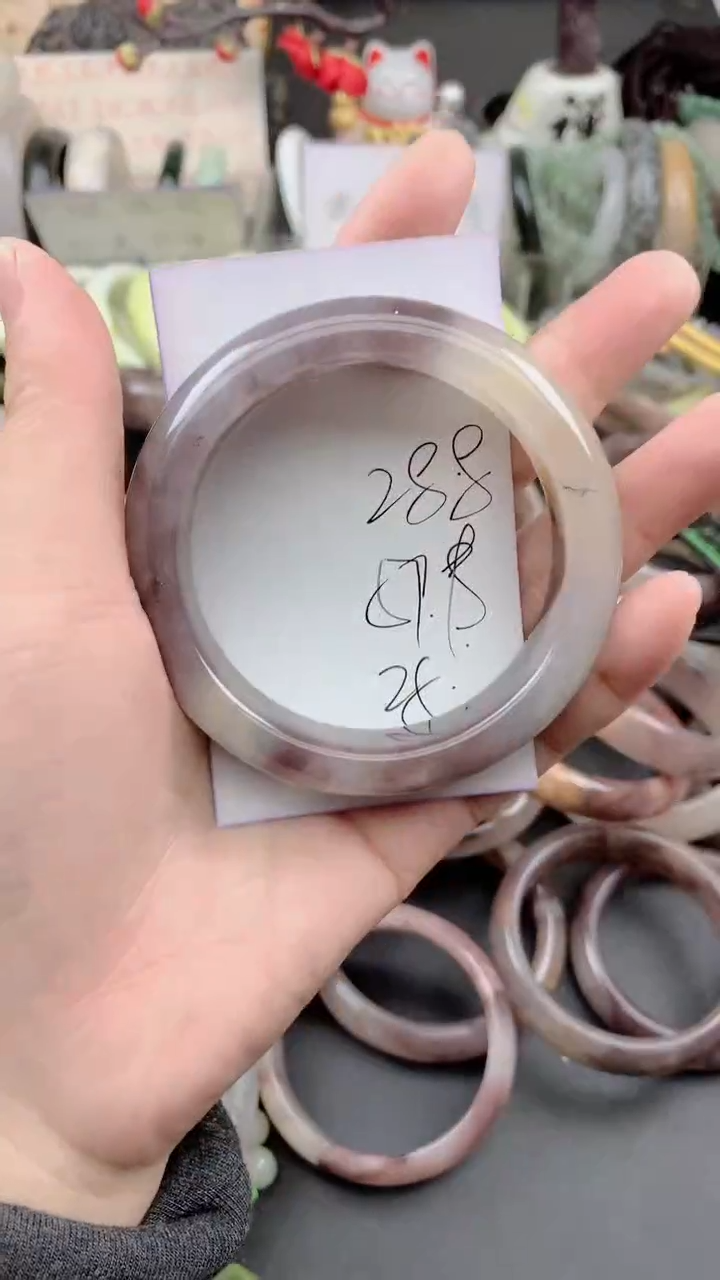 未镶嵌手镯石英质玉288