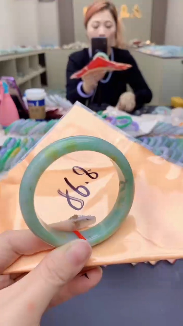 【闪购商品】翡翠手镯未镶嵌0397787578