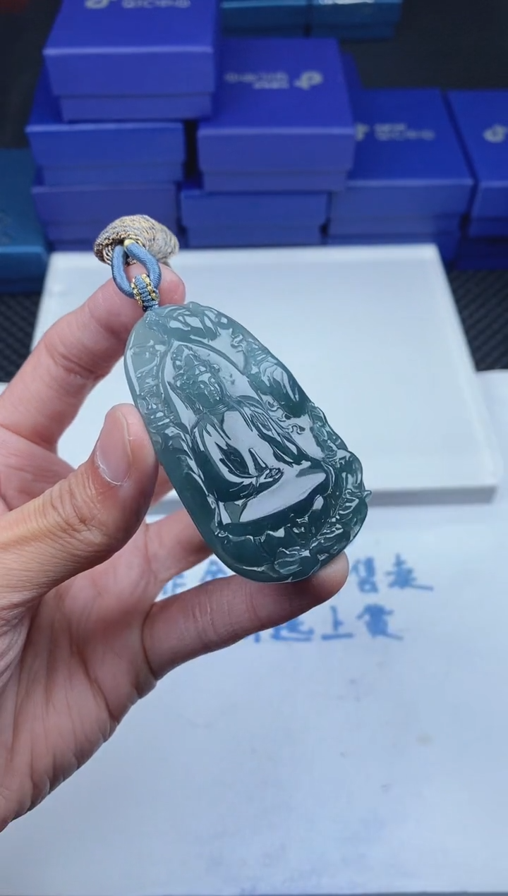 翡翠未镶嵌颈饰111111111