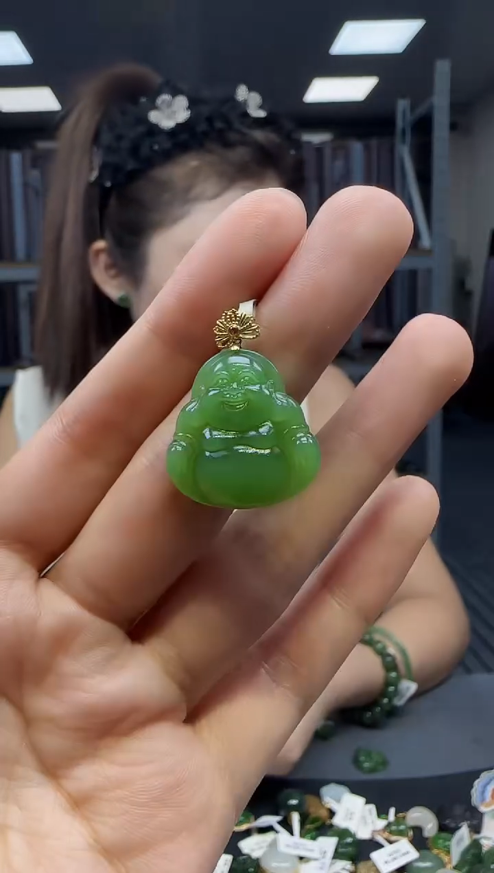 和田玉18K金镶嵌挂件1