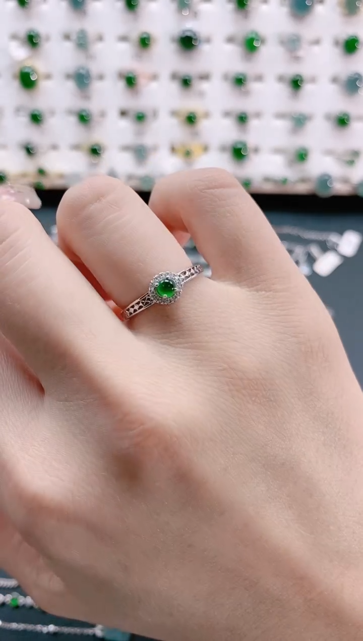 【闪购商品】翡翠戒指银S925镶嵌天然翡翠