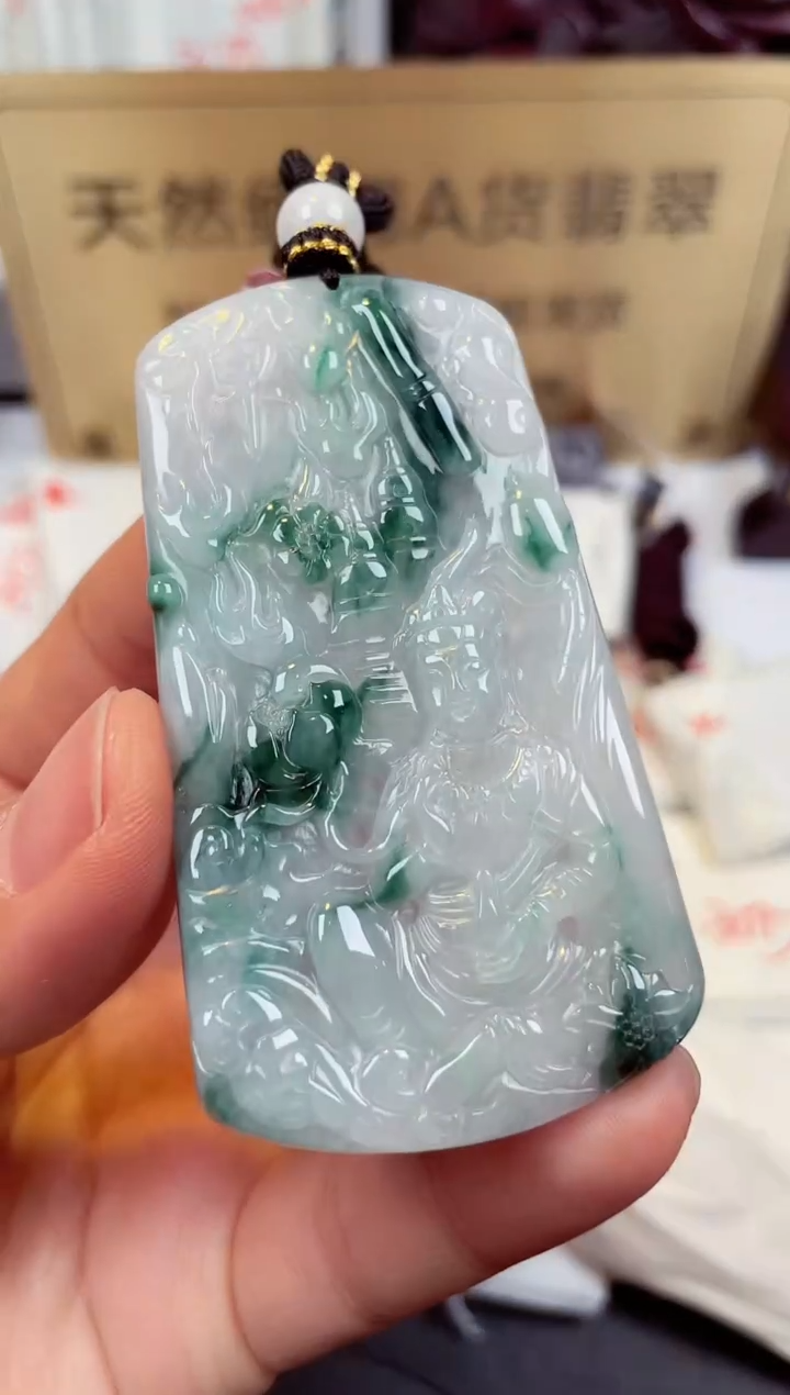 【闪购商品】翡翠颈饰未镶嵌天然缅甸翡翠A货