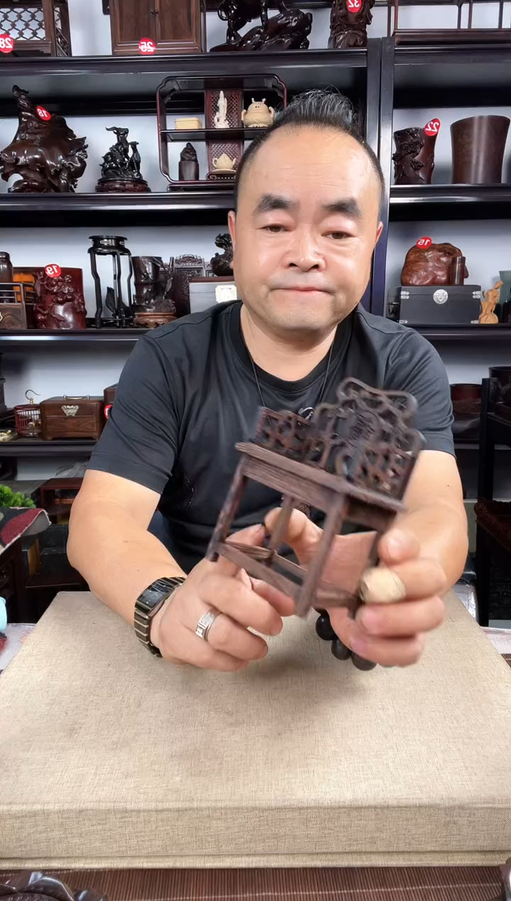 木老李红木工艺品