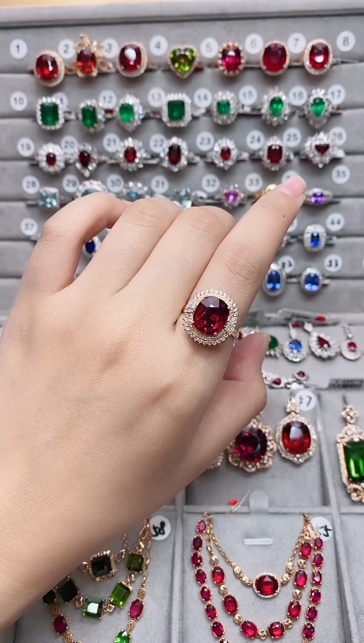 【闪购商品】碧玺18K金戒指18K金镶嵌·