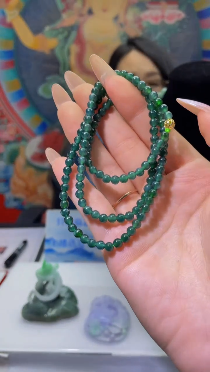 翡翠未镶嵌颈饰MFC0531092