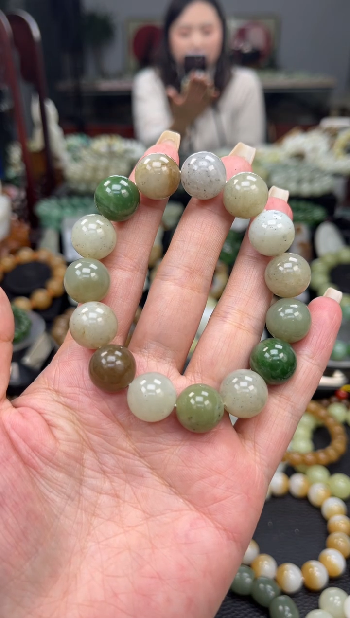 【闪购商品】和田玉手串未镶嵌新疆多宝卡14
