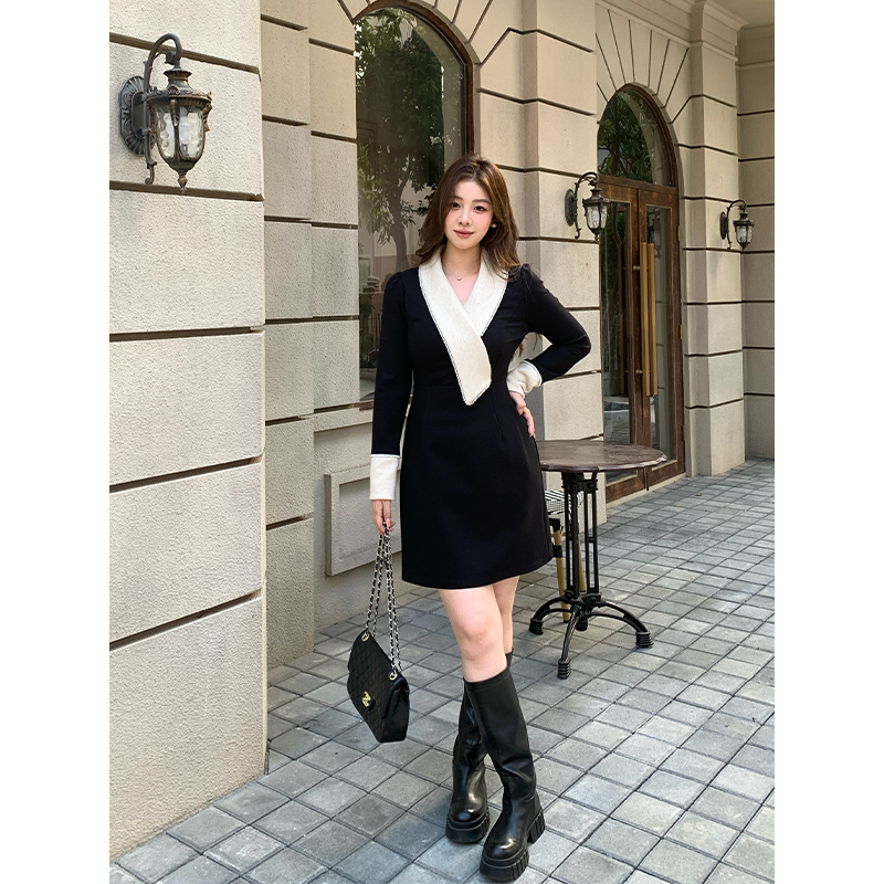 （现现款）YUAN袁周率 | 爱神贝拉 新款气质法式浪漫V领显瘦裙子