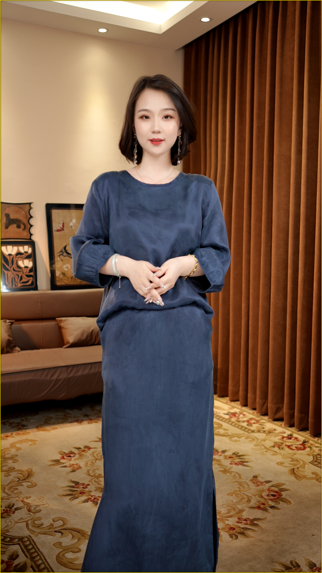 温婉-新中式圆领中袖挂霜蓝色中国风纯色休闲时尚套装