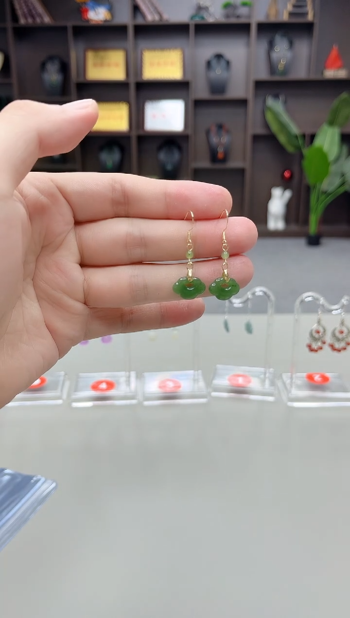 未镶嵌和田玉（碧玉）耳饰S12