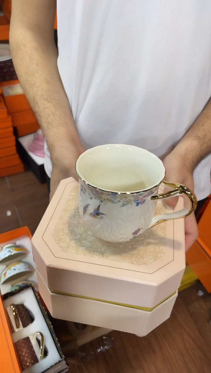 杯鸿辉家品牌瓷器，京东包邮！