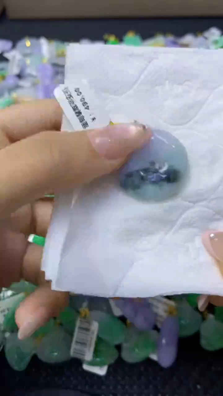 颈饰未镶嵌翡翠天然缅甸翡翠A货