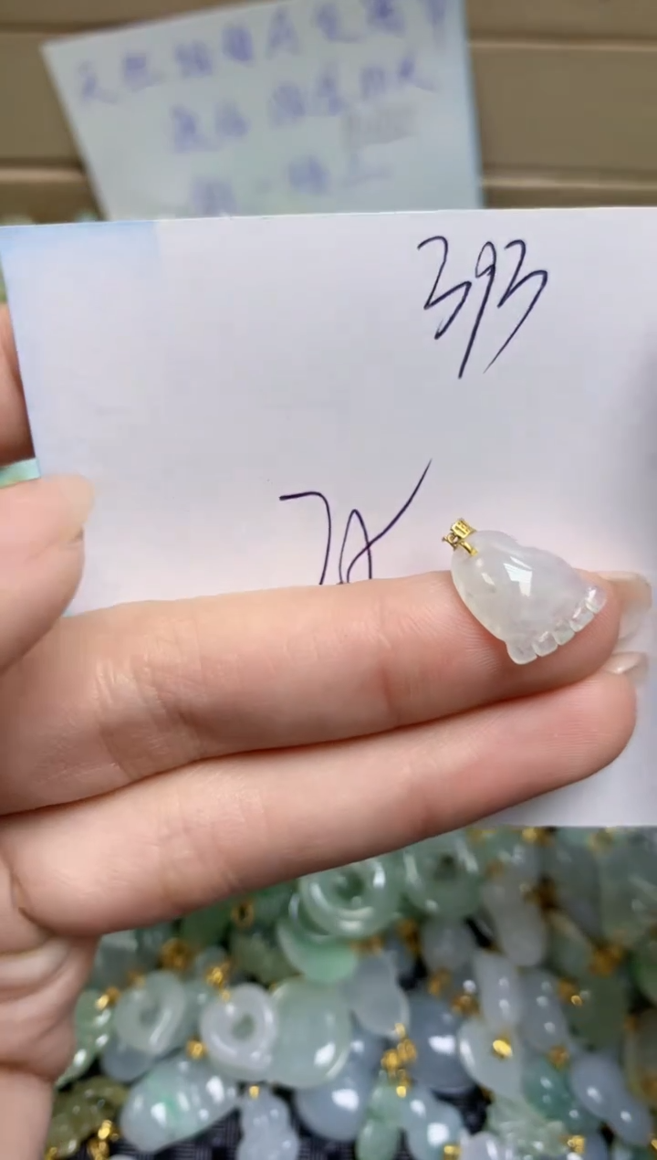 【闪购商品】翡翠颈饰18K金镶嵌天然缅甸A货翡翠