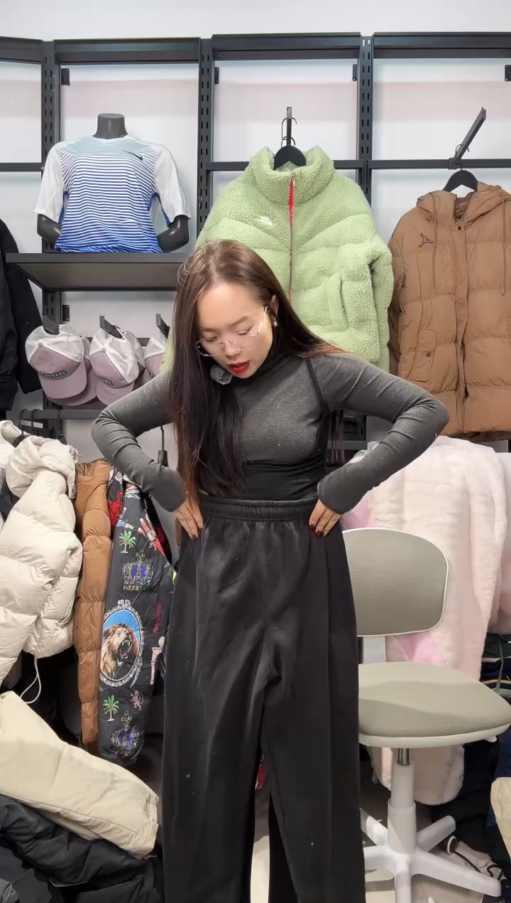 2700 闪购编码  运动卫衣裤以直播间过款为准 尺码170